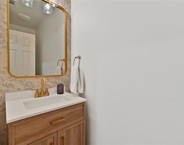 5104 White Spruce Drive - Photo Thumbnail 5