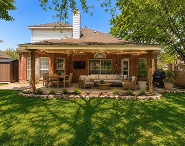 7700 Buccaneer Circle - Photo Thumbnail 31