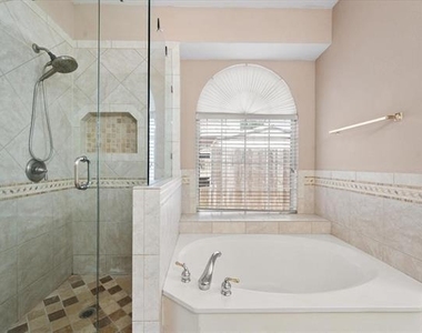 7700 Buccaneer Circle - Photo Thumbnail 22