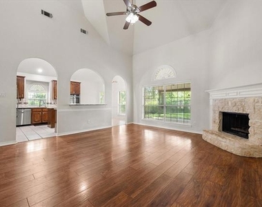 7700 Buccaneer Circle - Photo Thumbnail 14