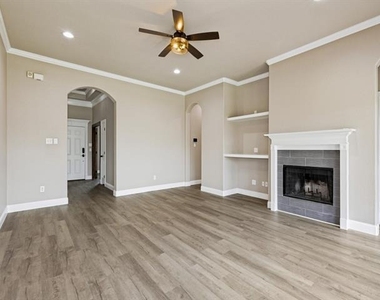 455 Chisholm Trail - Photo Thumbnail 5