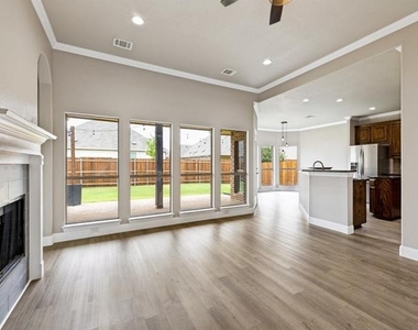 455 Chisholm Trail - Photo Thumbnail 7