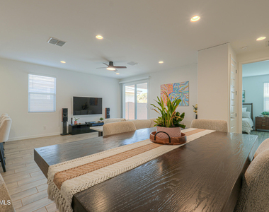 29412 N 31st Lane - Photo Thumbnail 8