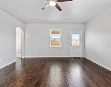 6041 Spring Ranch Drive - Photo Thumbnail 10