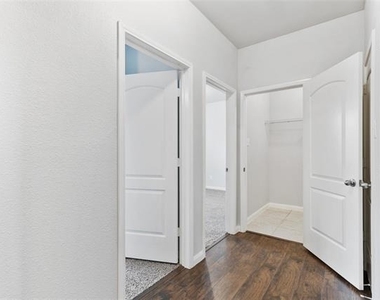 6041 Spring Ranch Drive - Photo Thumbnail 17