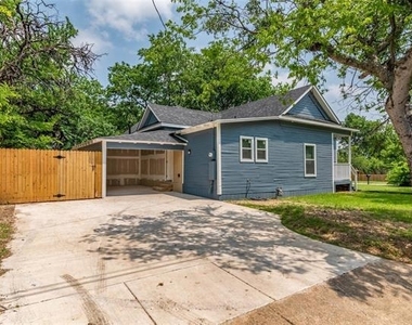 1203 E King Street - Photo Thumbnail 14