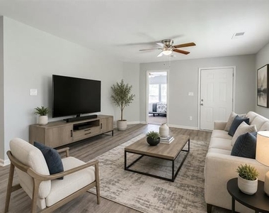 1203 E King Street - Photo Thumbnail 1