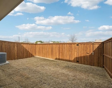 3505 Taas Drive - Photo Thumbnail 27