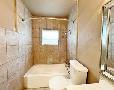 4236 Comanche Street - Photo Thumbnail 17