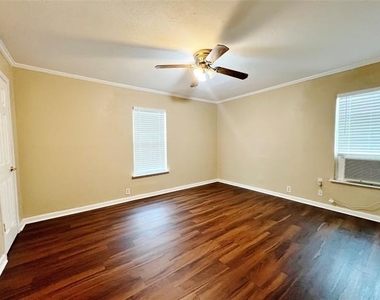 4236 Comanche Street - Photo Thumbnail 14