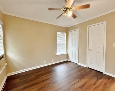 4236 Comanche Street - Photo Thumbnail 13