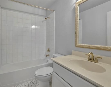 985 Corbitt Lane - Photo Thumbnail 25