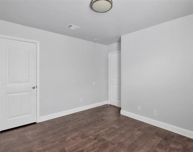 985 Corbitt Lane - Photo Thumbnail 20