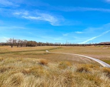 985 Corbitt Lane - Photo Thumbnail 8