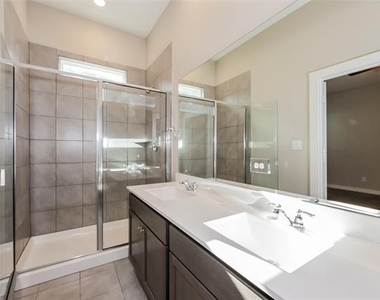 831 Feather Thorn Drive - Photo Thumbnail 8