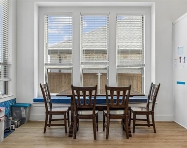 9421 Leisure Pace Lane - Photo Thumbnail 16