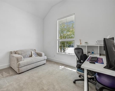 9421 Leisure Pace Lane - Photo Thumbnail 1
