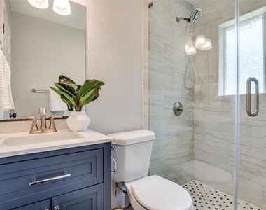 406 Freeman Street - Photo Thumbnail 22