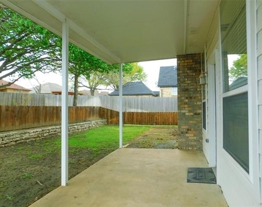 502 Hillcrest Lane - Photo Thumbnail 28