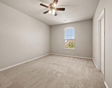 3318 Ridgecross Drive - Photo Thumbnail 25