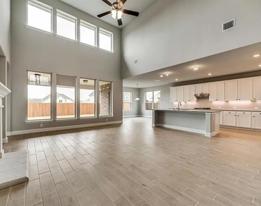 412 Winding Creek Lane - Photo Thumbnail 6