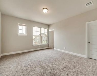 412 Winding Creek Lane - Photo Thumbnail 18