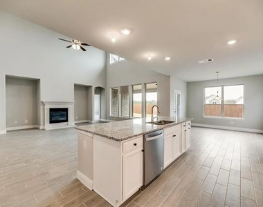 412 Winding Creek Lane - Photo Thumbnail 10