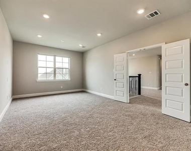 412 Winding Creek Lane - Photo Thumbnail 16