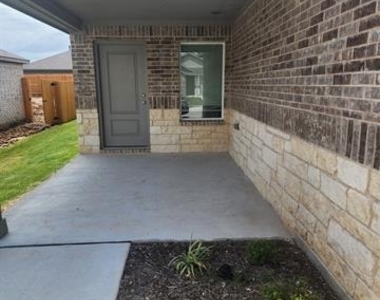 15013 Bushwacker Way - Photo Thumbnail 12