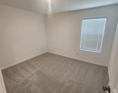 15013 Bushwacker Way - Photo Thumbnail 2