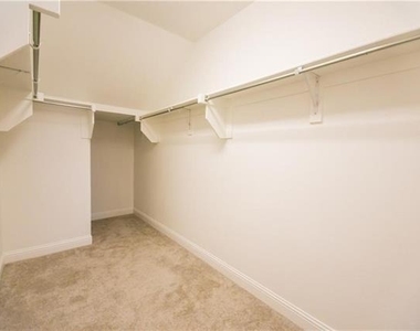 4309 Meadow Hawk Drive - Photo Thumbnail 14