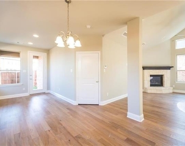 4309 Meadow Hawk Drive - Photo Thumbnail 4