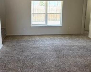 1464 Sunkiss Drive - Photo Thumbnail 8