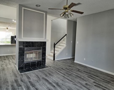 6418 Wildhaven Drive - Photo Thumbnail 3