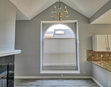 6418 Wildhaven Drive - Photo Thumbnail 9