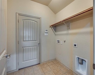 1114 Walter Stephenson Road - Photo Thumbnail 11