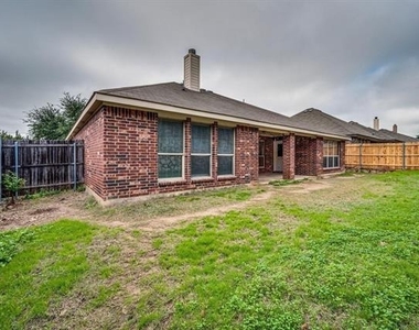 1114 Walter Stephenson Road - Photo Thumbnail 15