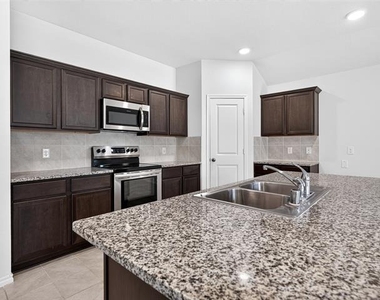 1111 Meadow Side Drive - Photo Thumbnail 14