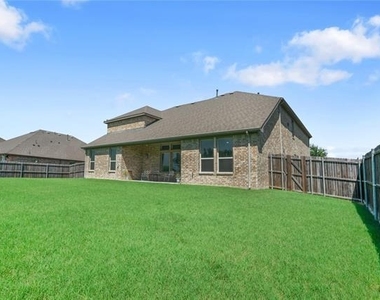 276 Goliad Trail - Photo Thumbnail 20