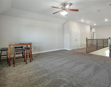 276 Goliad Trail - Photo Thumbnail 16