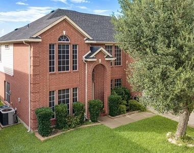 5912 Saddleridge Court - Photo Thumbnail 1