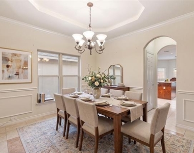 5912 Saddleridge Court - Photo Thumbnail 8