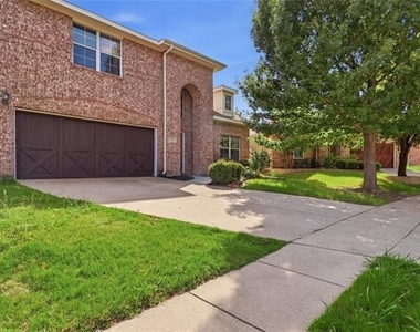 2004 Shannon Drive - Photo Thumbnail 1