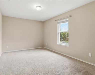 2004 Shannon Drive - Photo Thumbnail 23