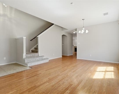 2004 Shannon Drive - Photo Thumbnail 11