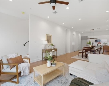 4517 Munger Avenue - Photo Thumbnail 23