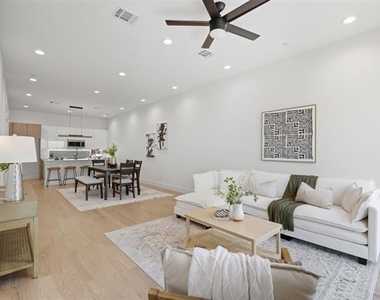4517 Munger Avenue - Photo Thumbnail 24