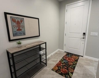 3180 E Ranchhand Drive - Photo Thumbnail 2