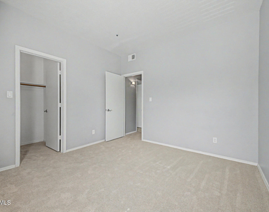 9600 N 96th Street - Photo Thumbnail 19