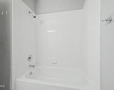 9600 N 96th Street - Photo Thumbnail 17